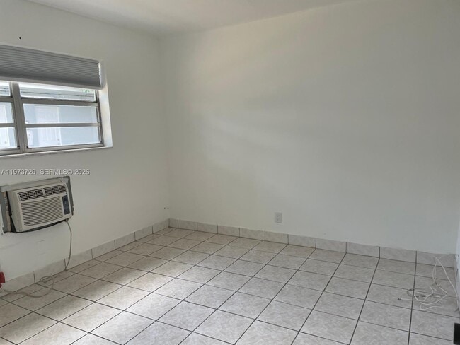 Photo - 6025 Polk St Unit 2