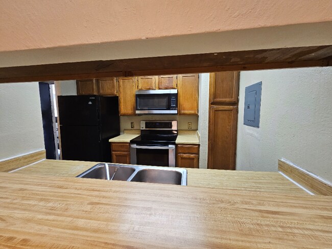 Photo - 9611 Walnut St Unit 1104