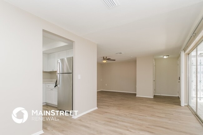 Photo - 5127 Reseda Dr