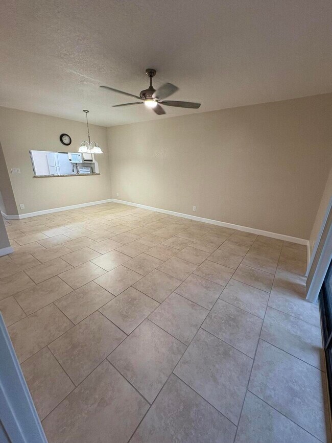 Photo - 2562 NW 89th Dr Unidad 2562
