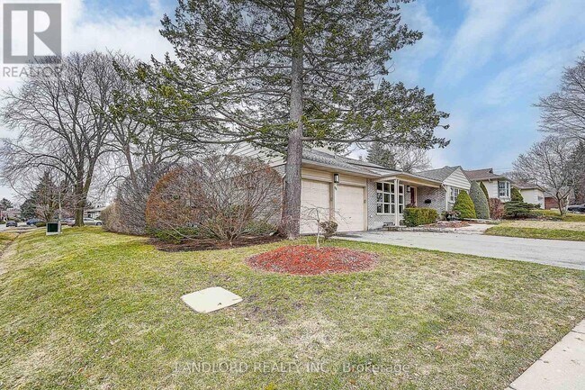 Photo - 88 Princess Anne Crescent