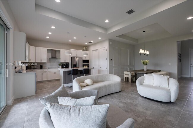 Photo - 13939 Prickly Cone Cv