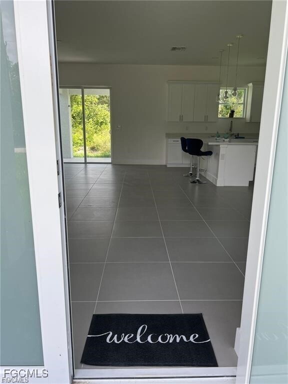 Photo - 744 Clancy St E