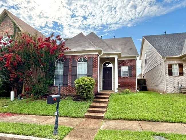 Building Photo - SterlingRidgeDr10226 Unit 1