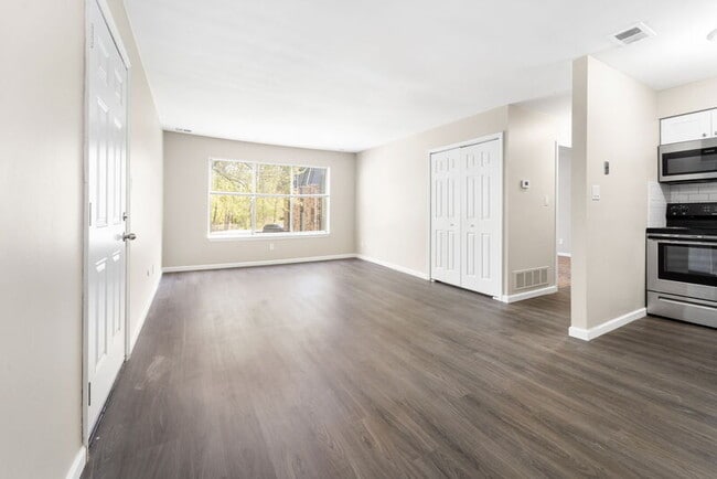 Photo - 11355 Goddard Rd