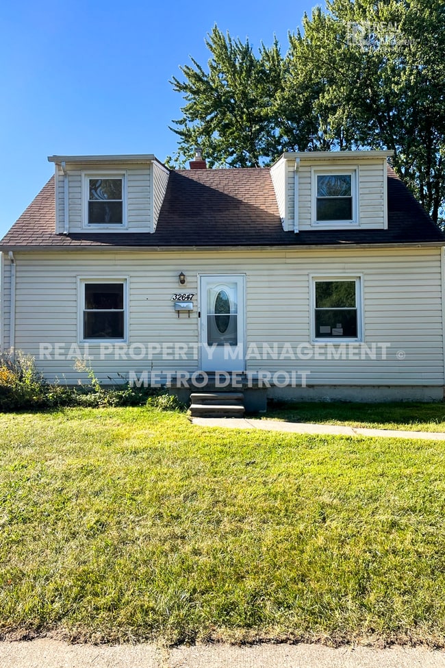 Building Photo - 32647 Annapolis St Rental