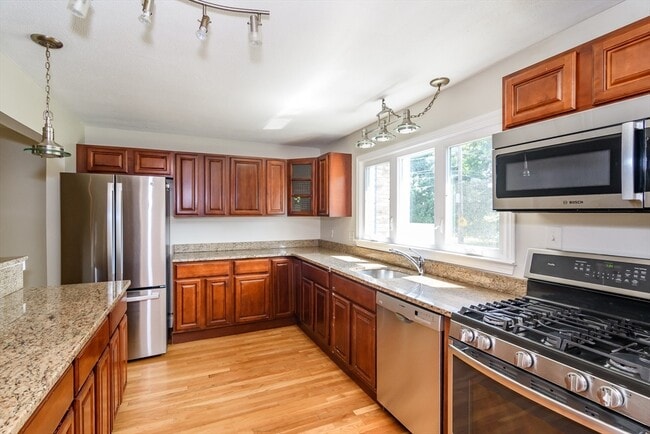Photo - 220 Kent St Unit 220