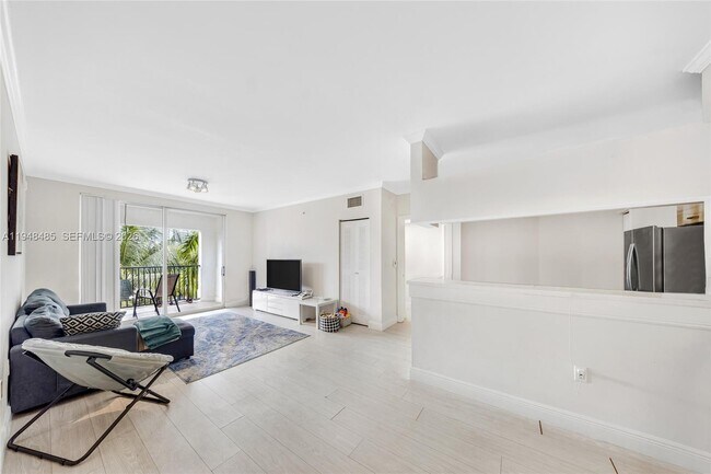 Photo - 17145 N Bay Rd Unit 4506