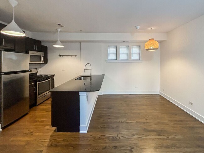 Photo - 5058 N Winchester Ave