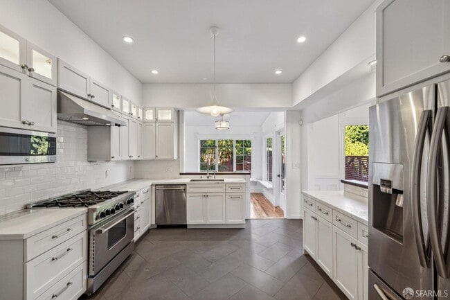 Photo - 282 Eureka St