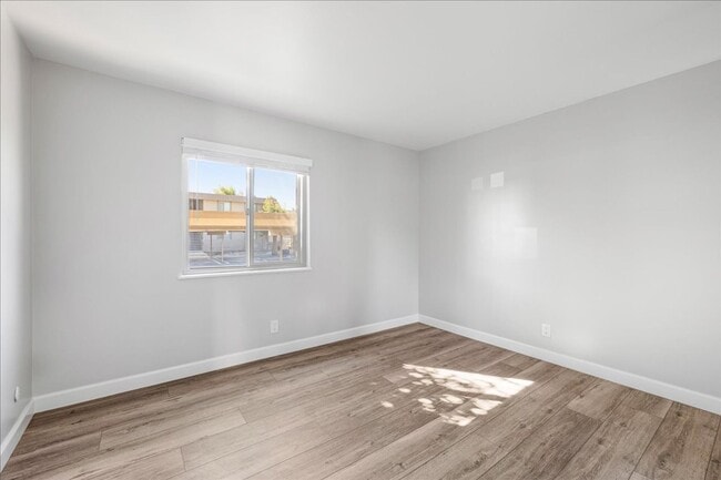 Plaza Apartments