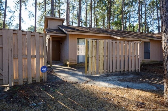 Photo - 613 Mosswood Ln