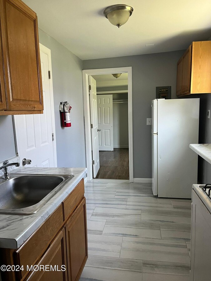 Photo - 1306 Springwood Ave Unit 1E