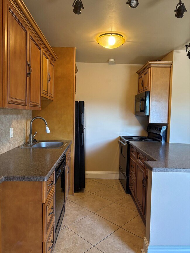 Photo - 305 E Ocean Ave Unit 206