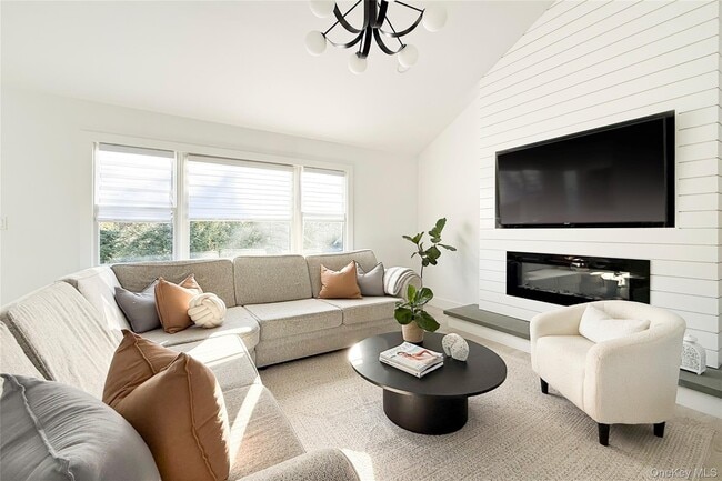 Photo - 121 Ponquogue Ave