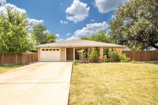 Photo - 2701 Peach Tree Ln