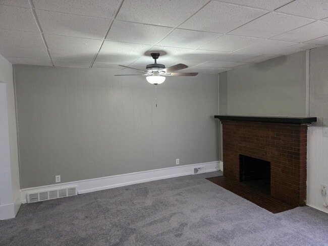 Photo - 114 N Park St