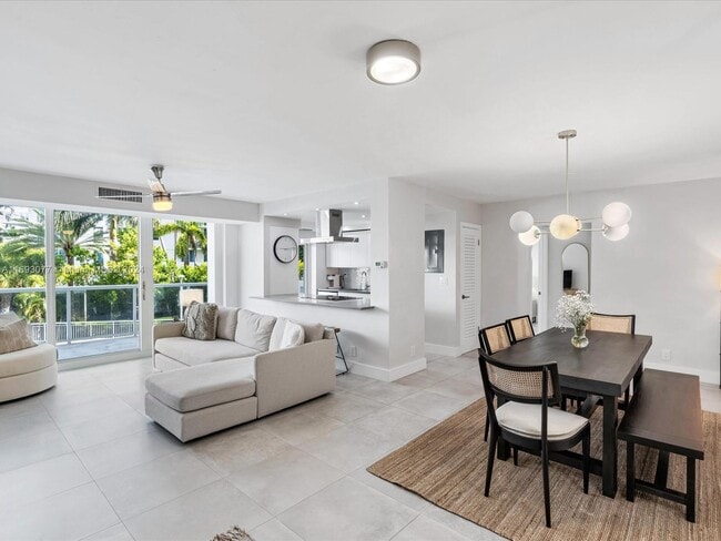 Photo - 2715 N Ocean Blvd Unit #2B