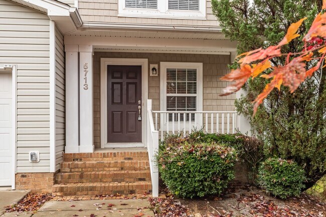 Photo - AVAILABLE NOW! Recently Updated 2-Story Ho...