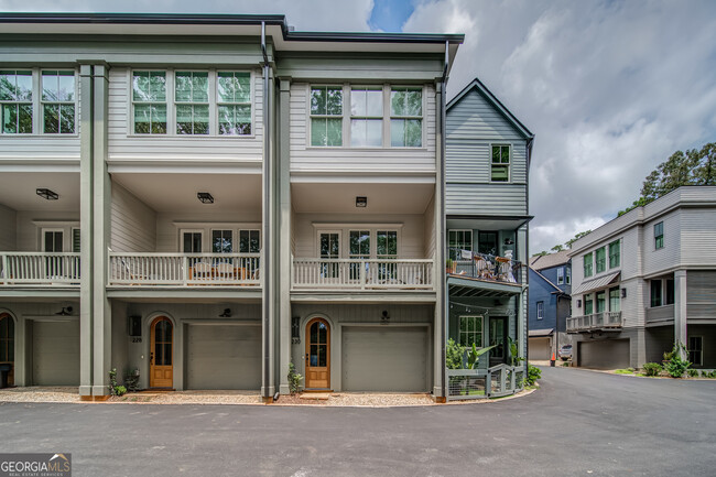 Photo - 230 Colebrook St NE Townhome