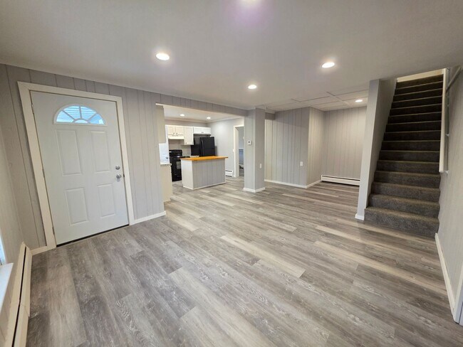 Photo - 1353 W Grand Ave Unidad #1353