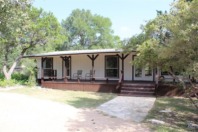 Photo - 630 Hillsedge Rd