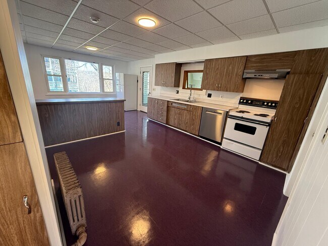 Photo - 152 Furnace St Unit 2