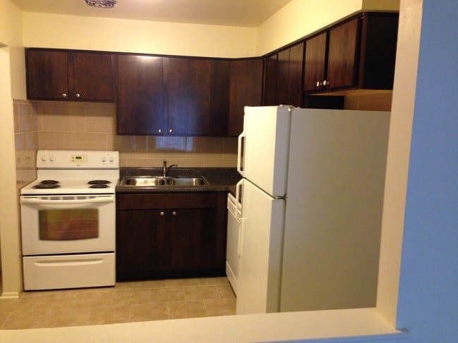 Photo - Kenilworth Towers