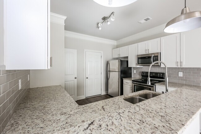 Photo - 243 Riley Cir