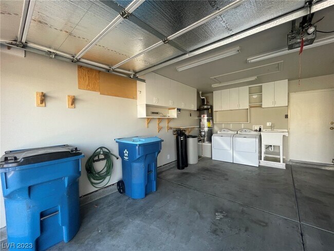 Photo - 3425 Conan St