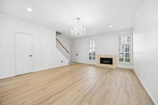 Photo - 1201 McDuffie St Unit 126