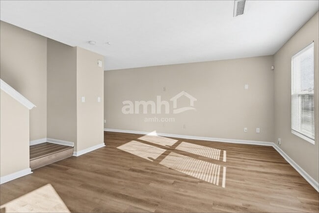 4039 Tahoe Dr