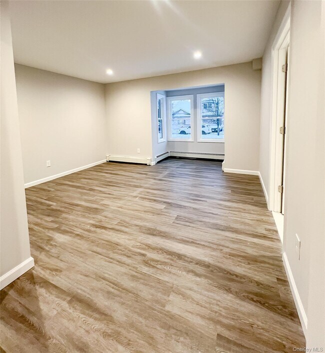 Photo - 800 Deer Park Ave Unit Bottom Floor