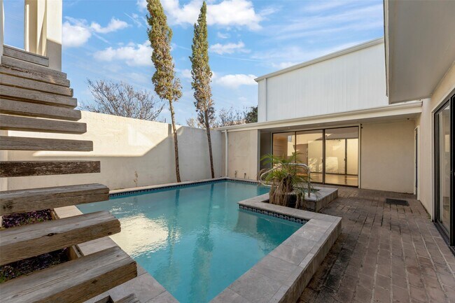 Photo - 1201 Autrey St