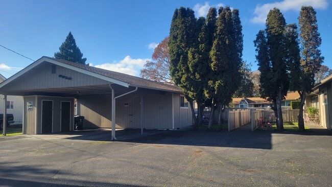 Carport - 6910 S Madison St