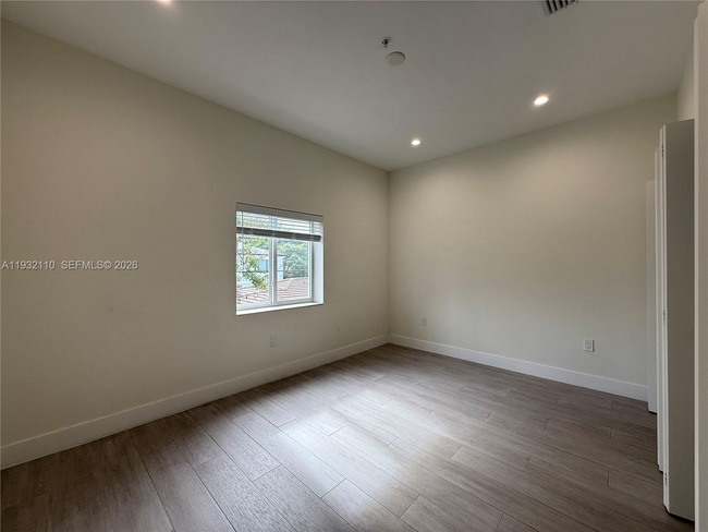 Photo - 1786 SW 9th St