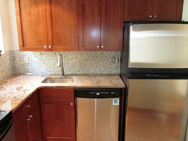 Kitchen 1 - 466 Commonwealth Ave Unit 606