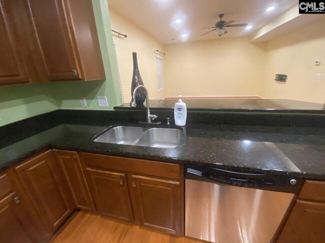 Photo - 137 Hammock Dr