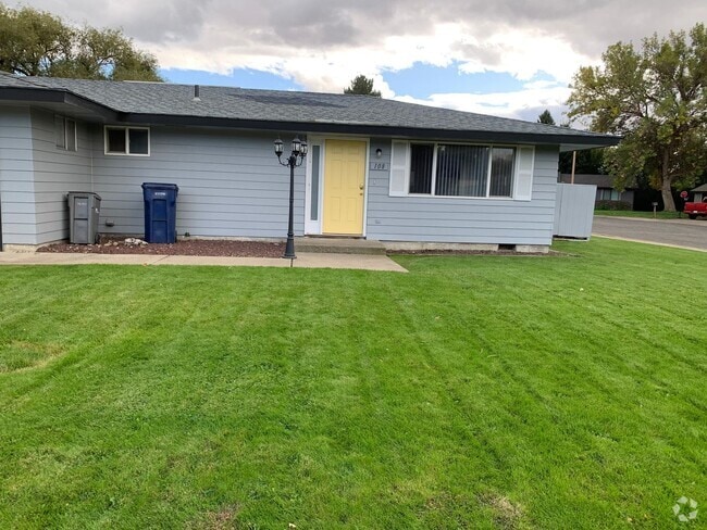 Building Photo - EBURG5 Unit 108 Rental