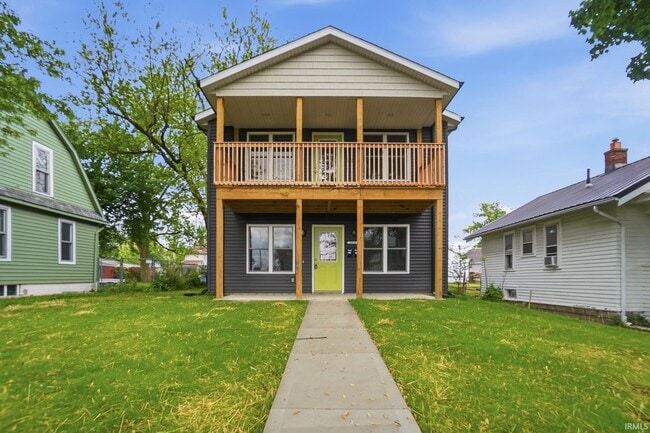 Photo - 1626 Howell St