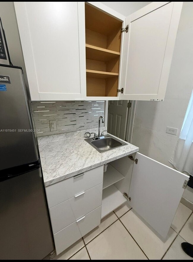 Photo - 3127 SW 21st St Unit 2