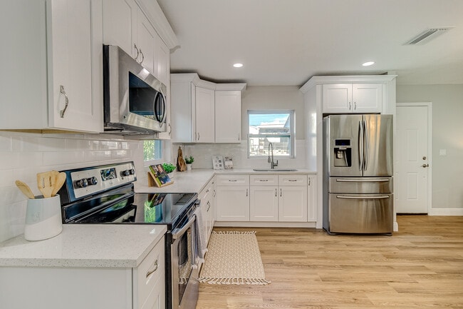 Photo - 516 Mabel Ave