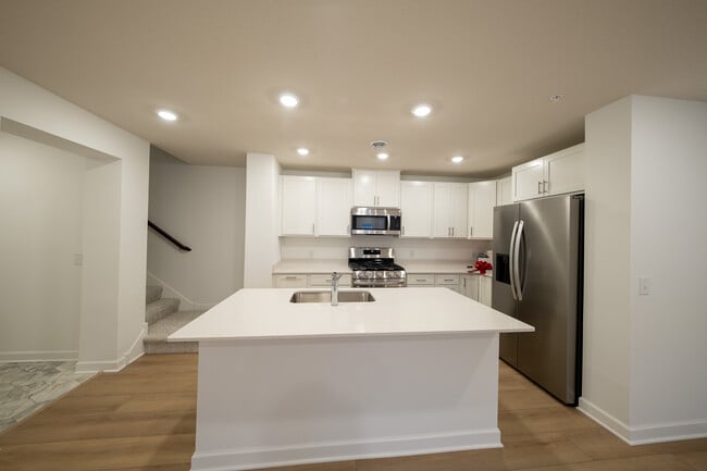 Photo - 21715 Denton Ave