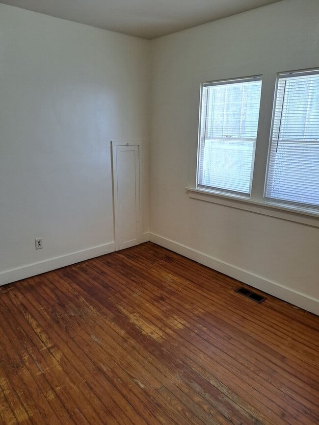 Photo - 3 BR House Near Weisser Park Elementary