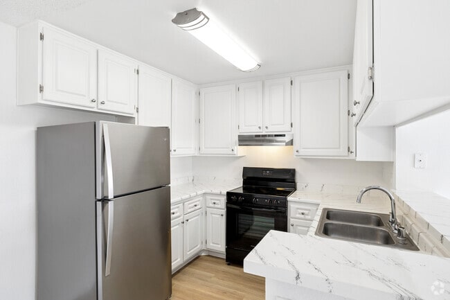 1 dormitorio, 1 baño - 705 pies cuadrados - Cocina - Stonegate Apartments