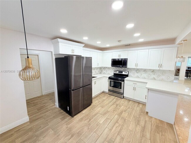 Photo - 18711 NW 24th Ave