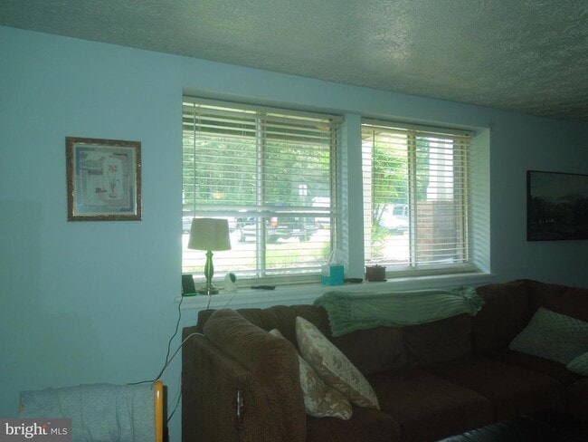 Photo - 8030 Abbey Ct Unit B
