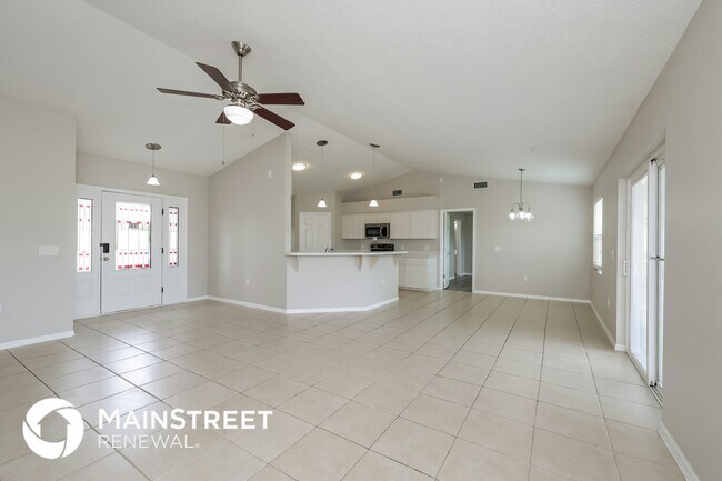 Photo - 102 Ashley Loop