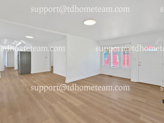 "Charming 3-Bed Home with 2 Baths in the Heart of Kent – 1,310 Sq Ft of Comfort!"