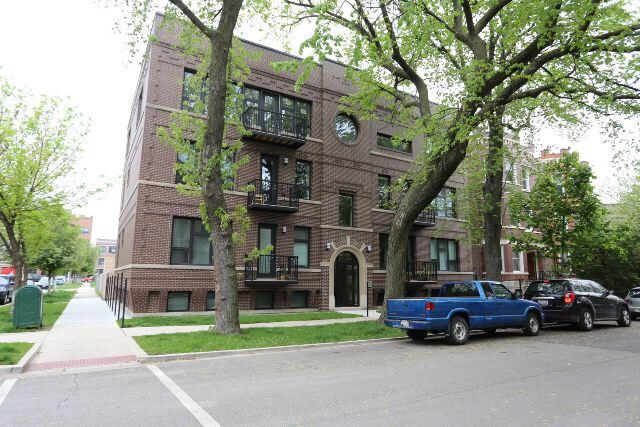 Building Photo - 900 N Fairfield Ave Rental